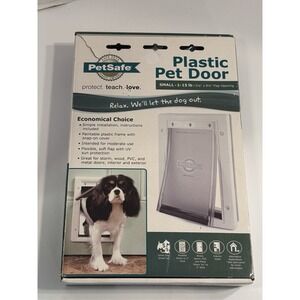 PetSafe Plastic Pet Door For Small Dogs & Cats 1-15 Lbs  #PPA00 -10958 (New)